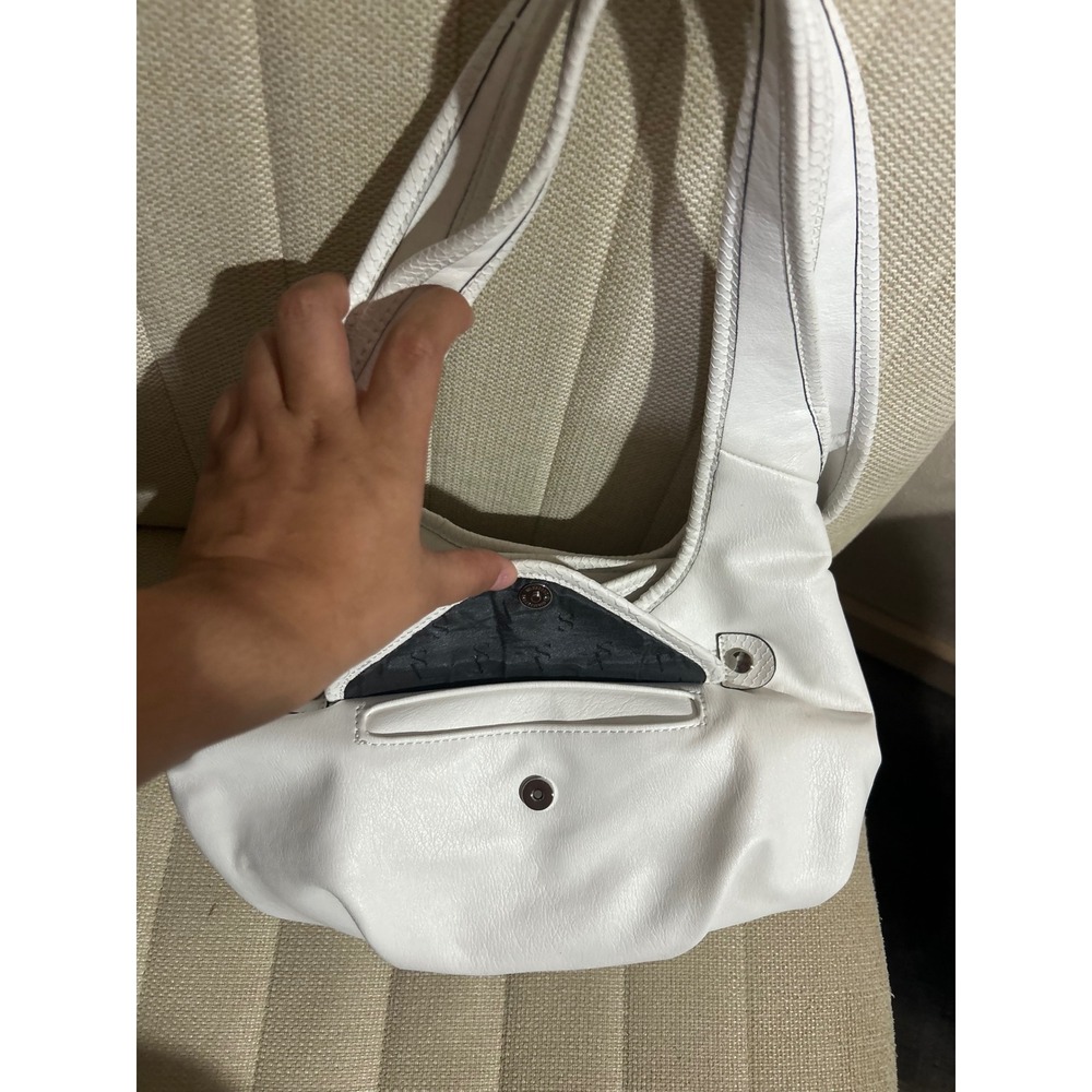 Simply Vera Vera Wang White Hobo Bag Faux Leather Snakeskin Trim Shoulder Purse - Picture 3 of 7